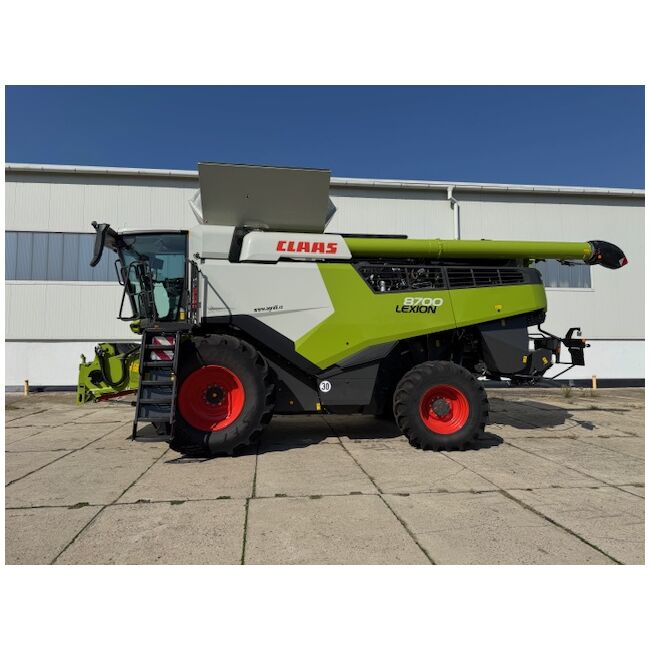 Combina second hand CLAAS Lexion 8700 4x4