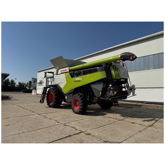 Combina second hand CLAAS Lexion 8700 4x4
